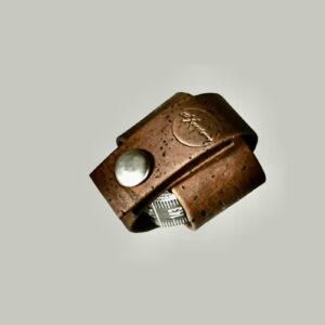 Holder til målebånd