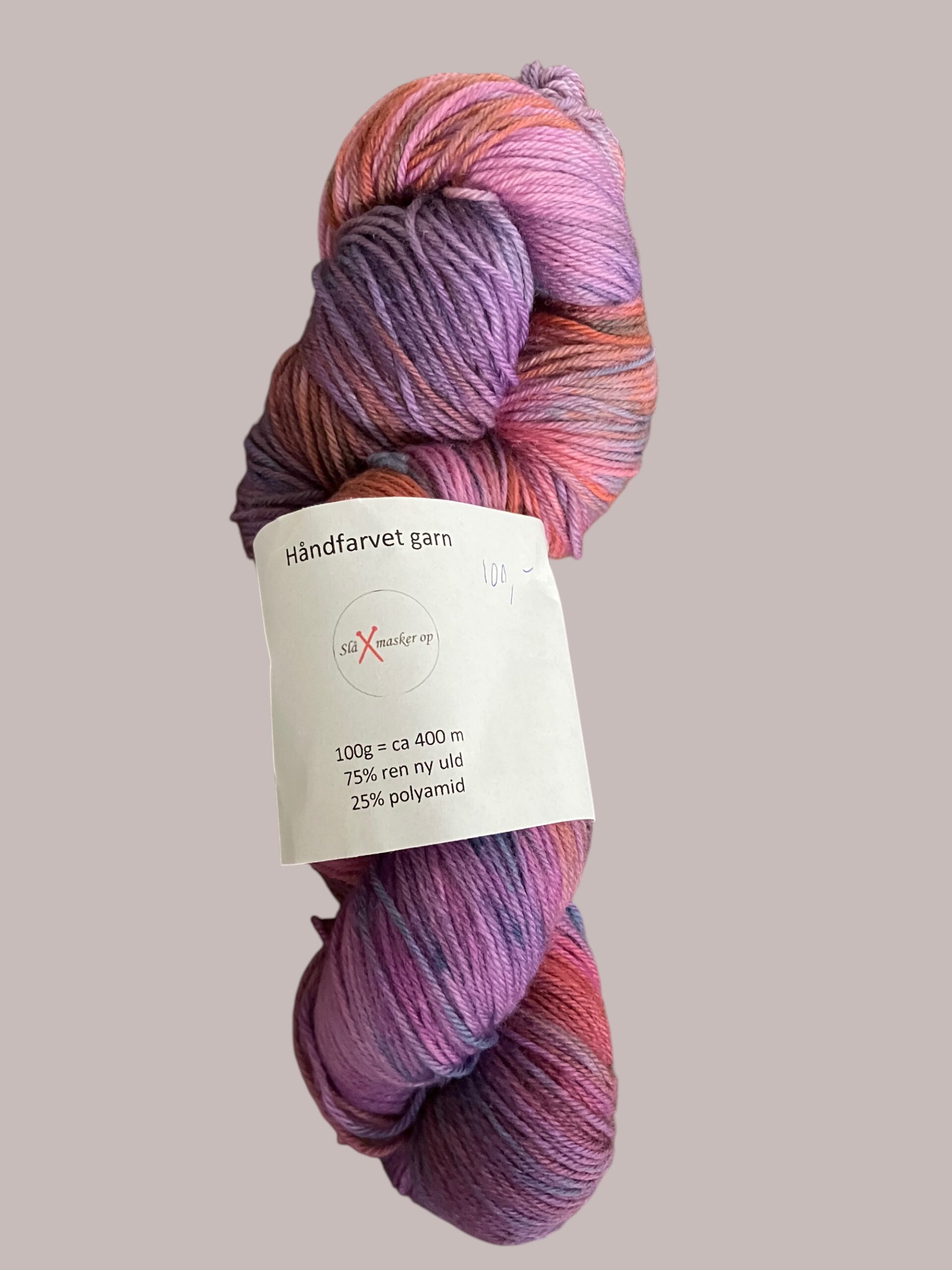 Lilla håndfarvet garn